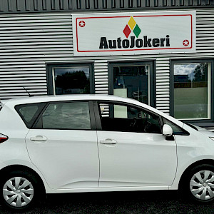 Toyota - Verso-S | 2011