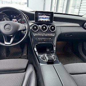 Mercedes-Benz - C | 2015