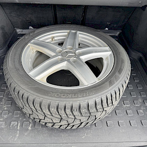 Mercedes-Benz - C | 2015