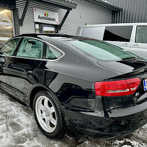 Audi - A5 | 2011