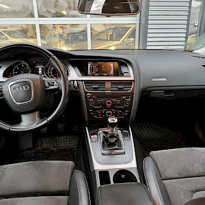 Audi - A5 | 2011