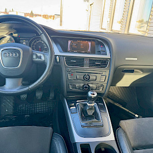 Audi - A5 | 2011