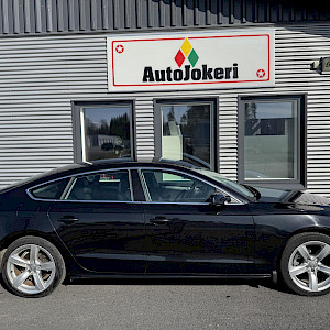 Audi - A5 | 2011
