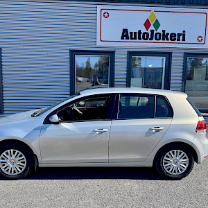 Volkswagen - Golf | 2010