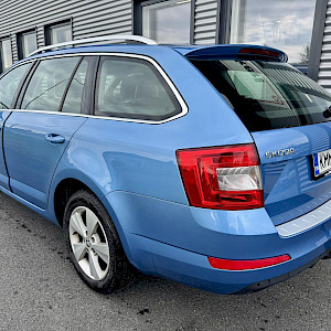 Skoda - Octavia | 2013