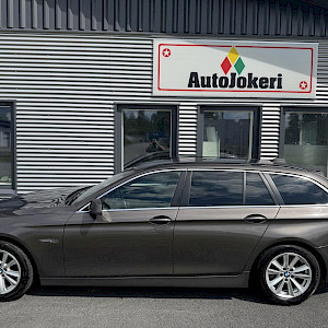 BMW - 520 | 2011