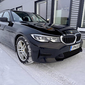 BMW - 320 | 2022