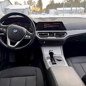 BMW - 320 | 2022