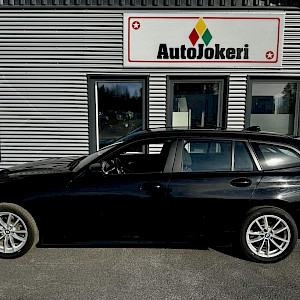 BMW - 320 | 2022