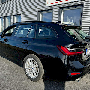 BMW - 320 | 2022
