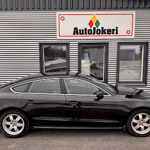 Audi - A5 | 2011