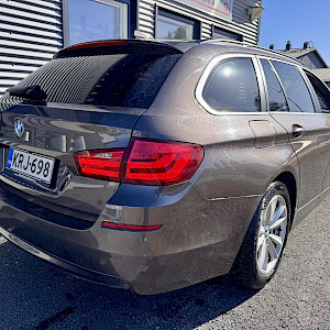 BMW - 520 | 2011