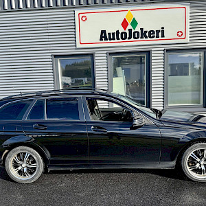 Mercedes-Benz - C | 2009