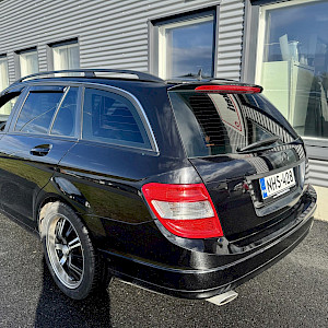 Mercedes-Benz - C | 2009