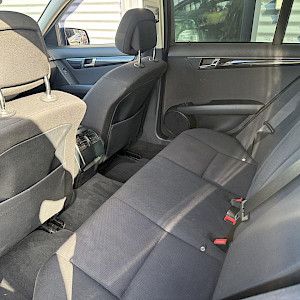Mercedes-Benz - C | 2009