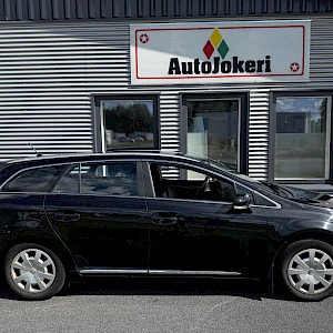 Toyota - Avensis | 2010