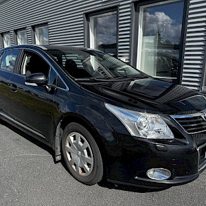 Toyota - Avensis | 2010