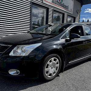 Toyota - Avensis | 2010