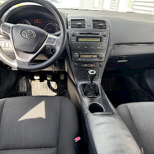 Toyota - Avensis | 2010