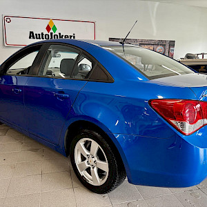 Chevrolet - Cruze | 2010