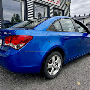Chevrolet - Cruze | 2010