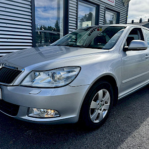 Skoda - Octavia | 2012