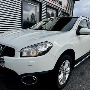 Nissan - Qashqai+2 | 2011